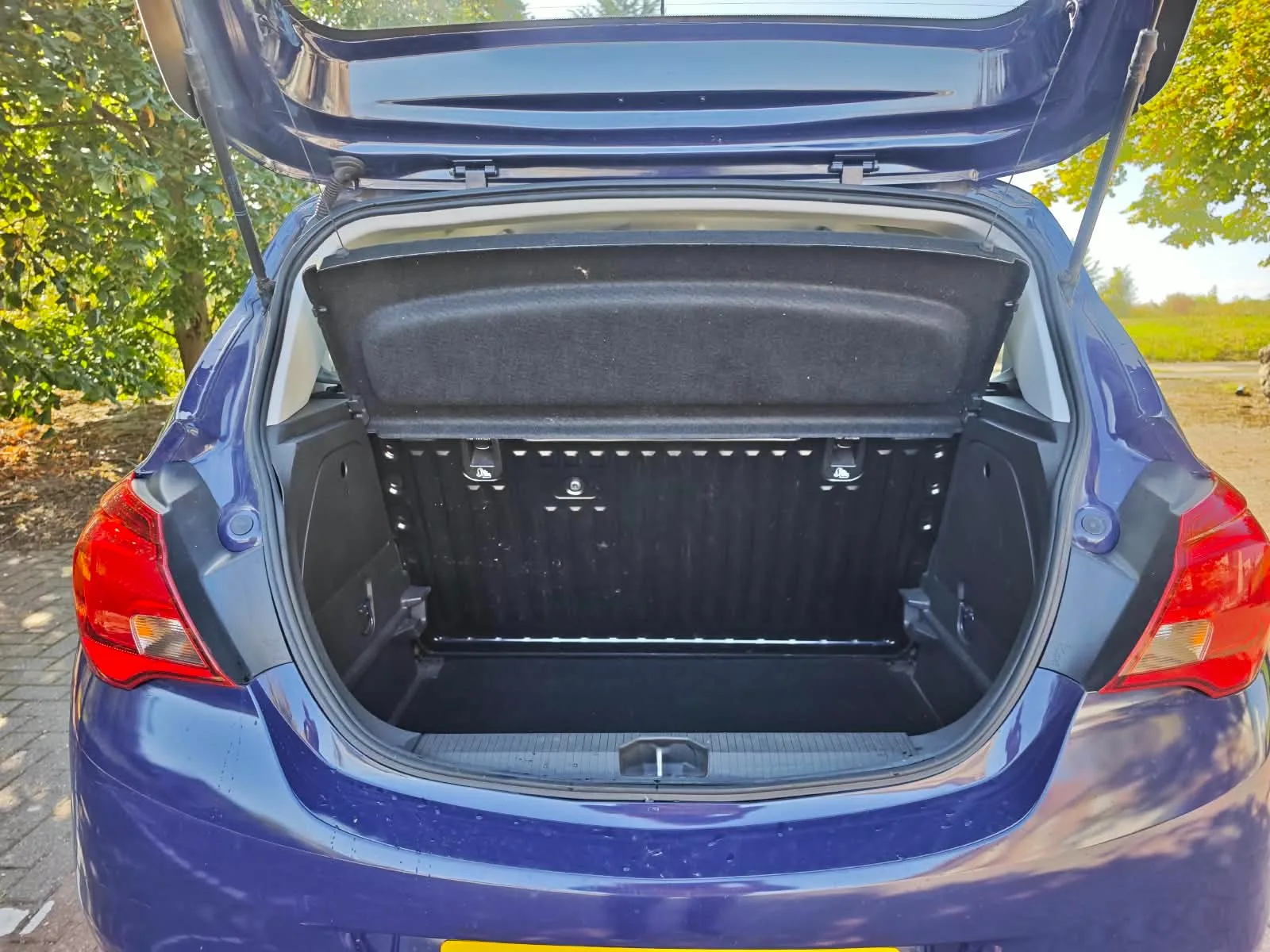 2016 Vauxhall Corsa 1.4i ecoFLEX Energy photo 9