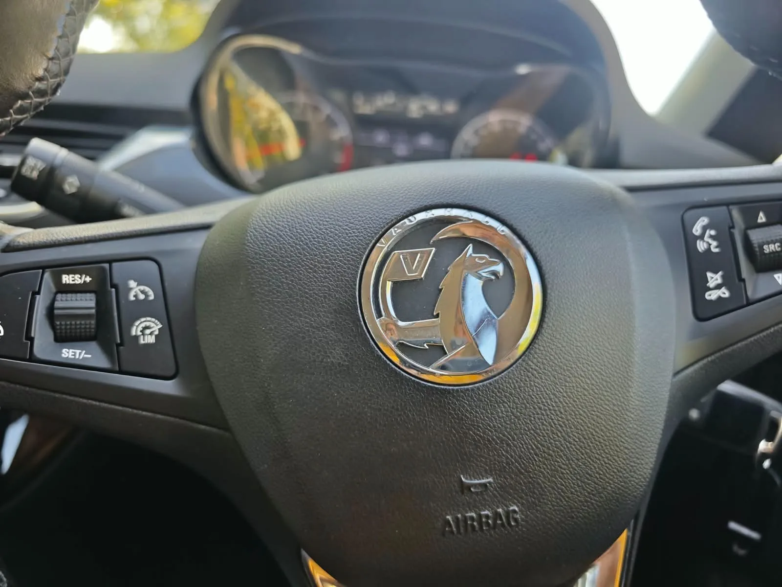 2016 Vauxhall Corsa 1.4i ecoFLEX Energy photo 10