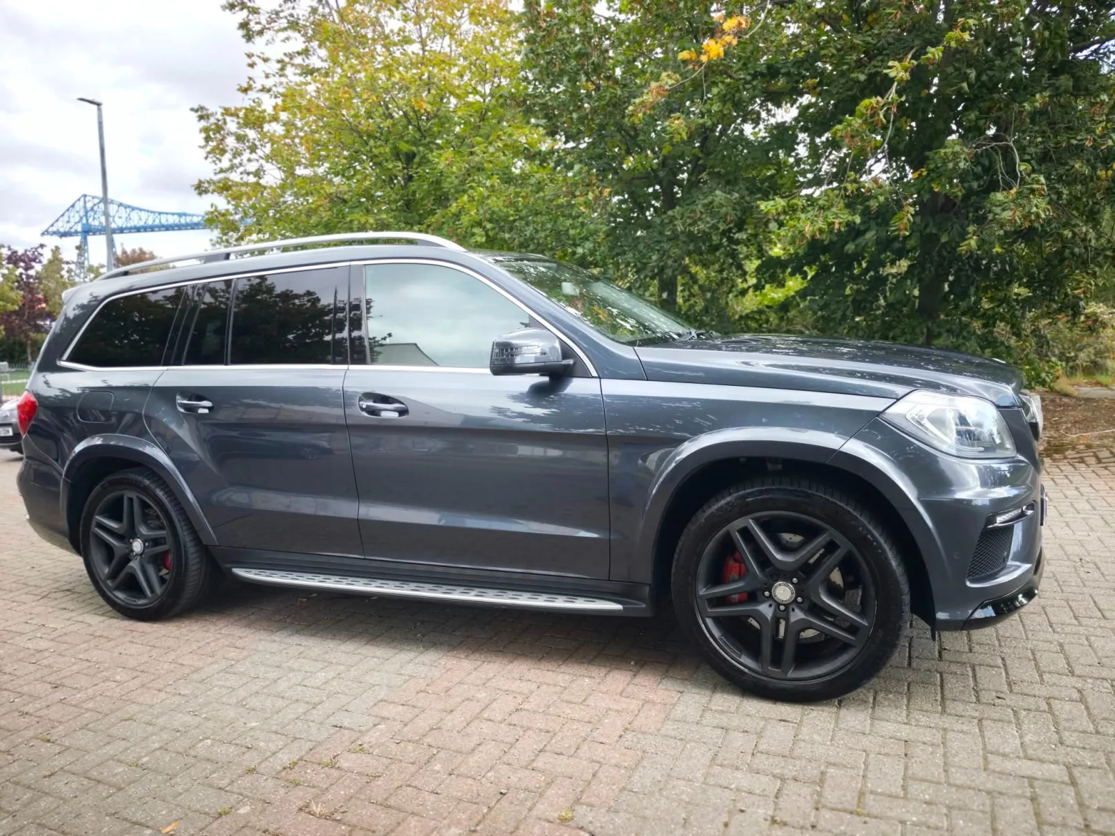 2013 Mercedes-Benz GL Class 3.0 GL350 V6 BlueTEC AMG Sport photo 4
