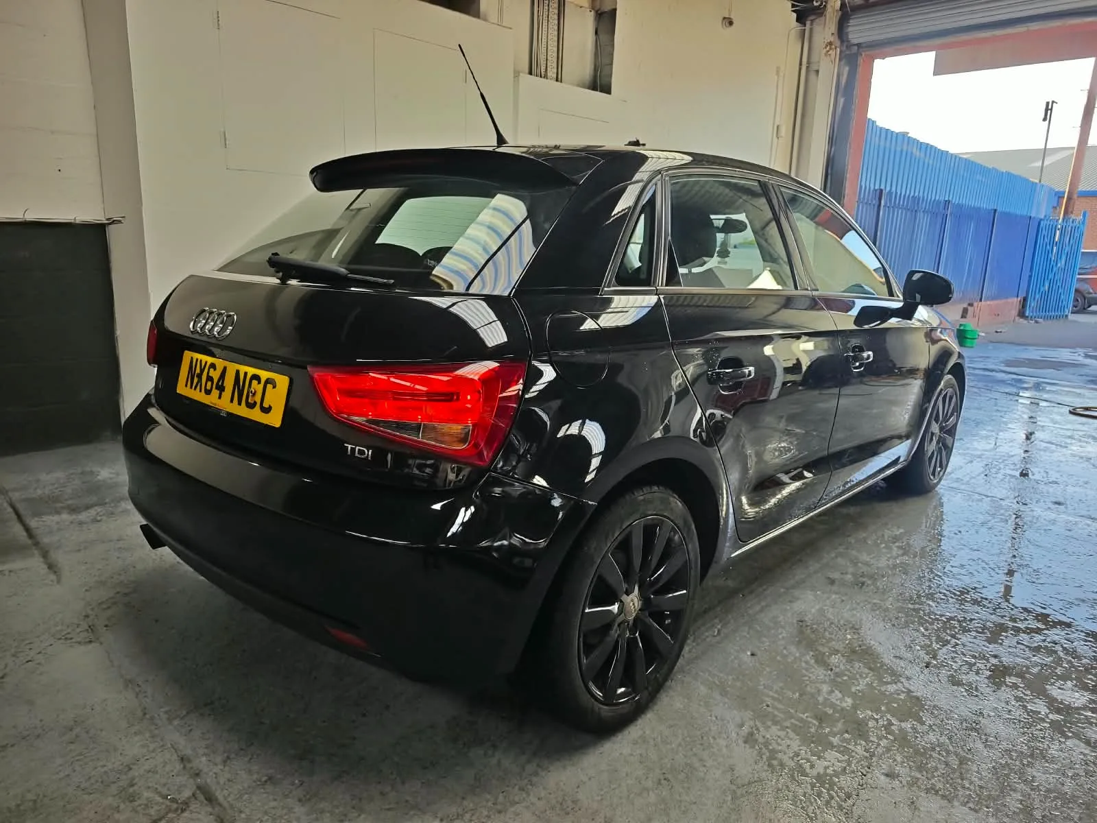 2014 Audi  A1 1.6 TDI Sport Sportback photo 6