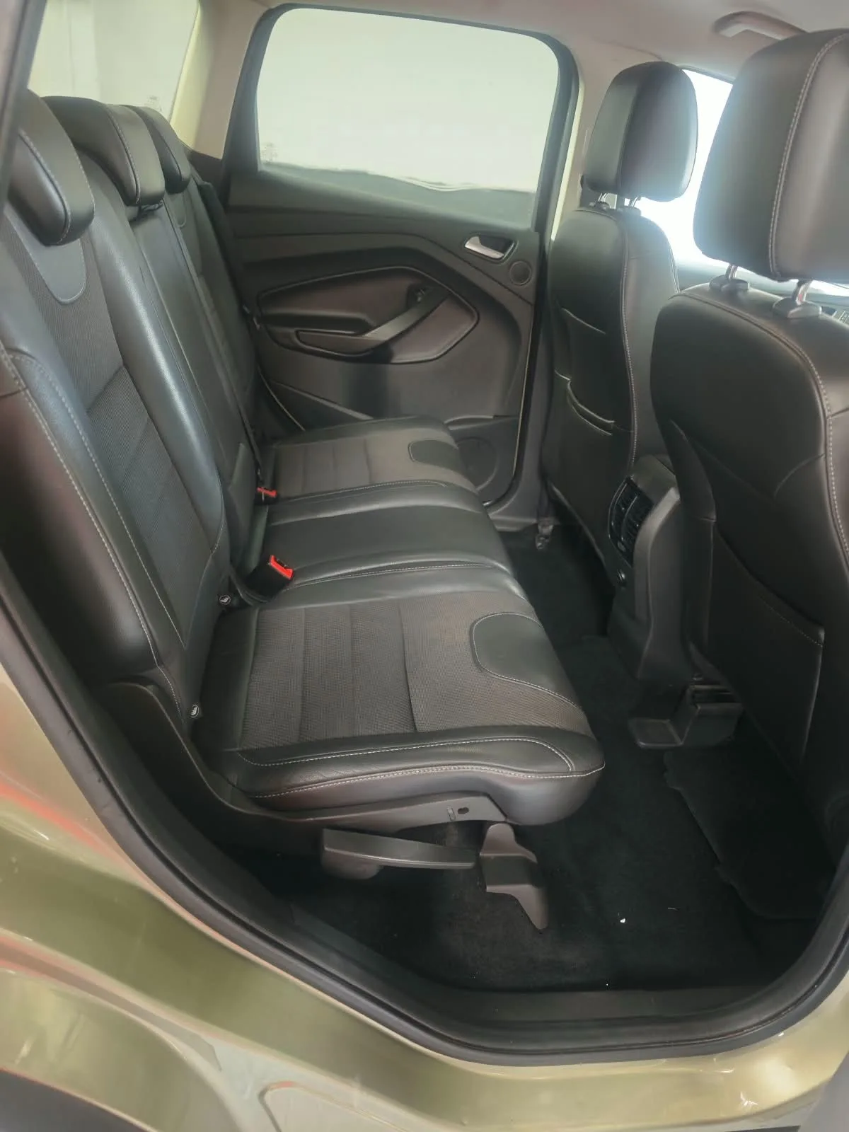2014 Ford Kuga 2.0 TDCi Titanium photo 12