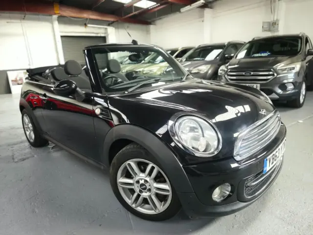 2014 Mini Convertible 1.6 Cooper D