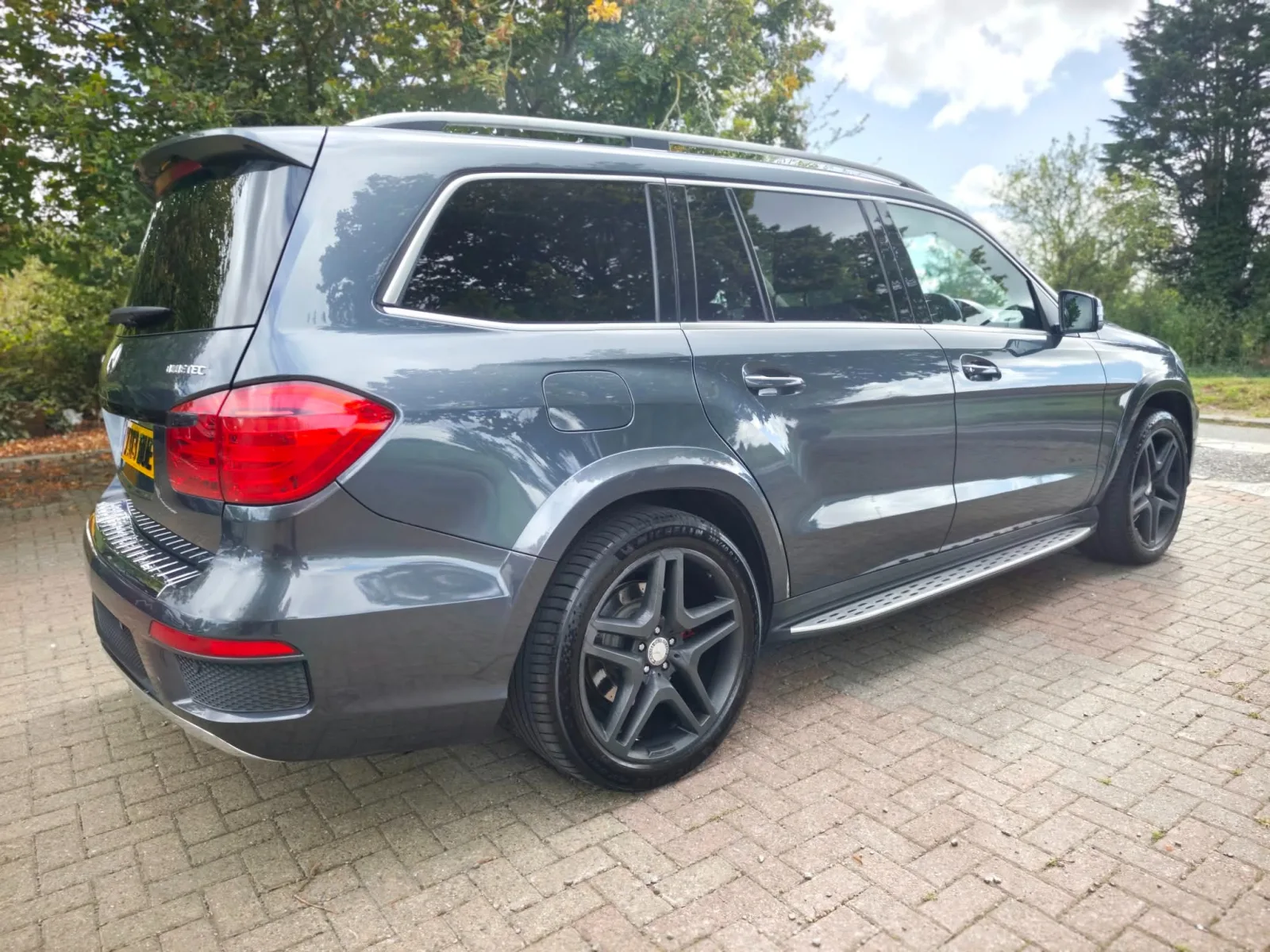 2013 Mercedes-Benz GL Class 3.0 GL350 V6 BlueTEC AMG Sport photo 6