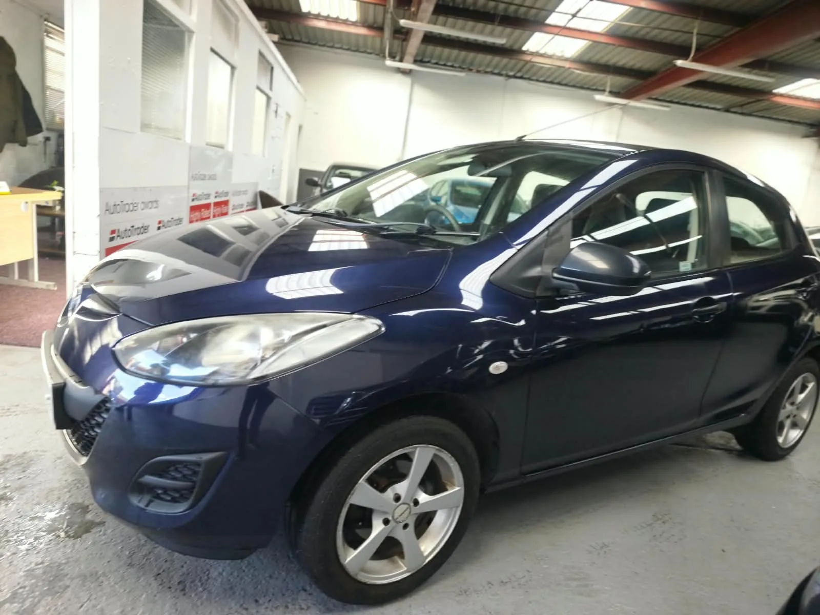 2012 Mazda Mazda2 1.3 TS photo 3