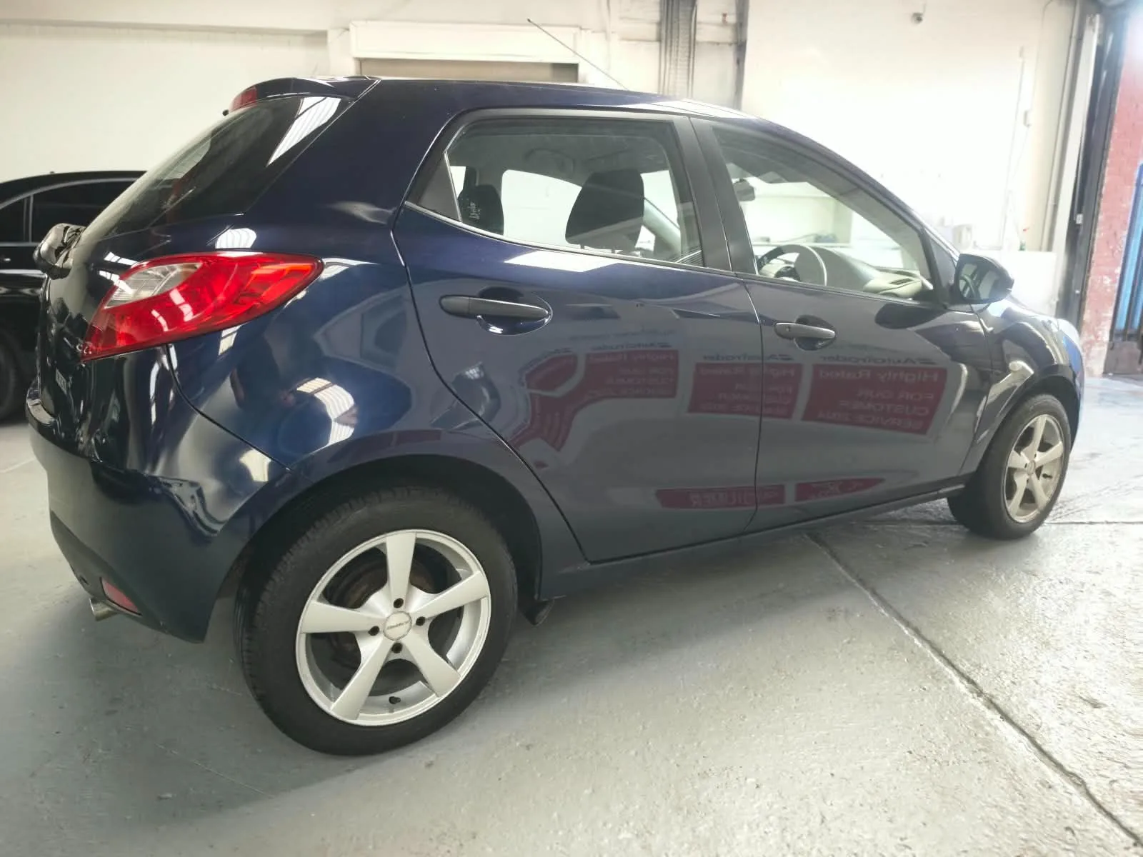 2012 Mazda Mazda2 1.3 TS photo 7