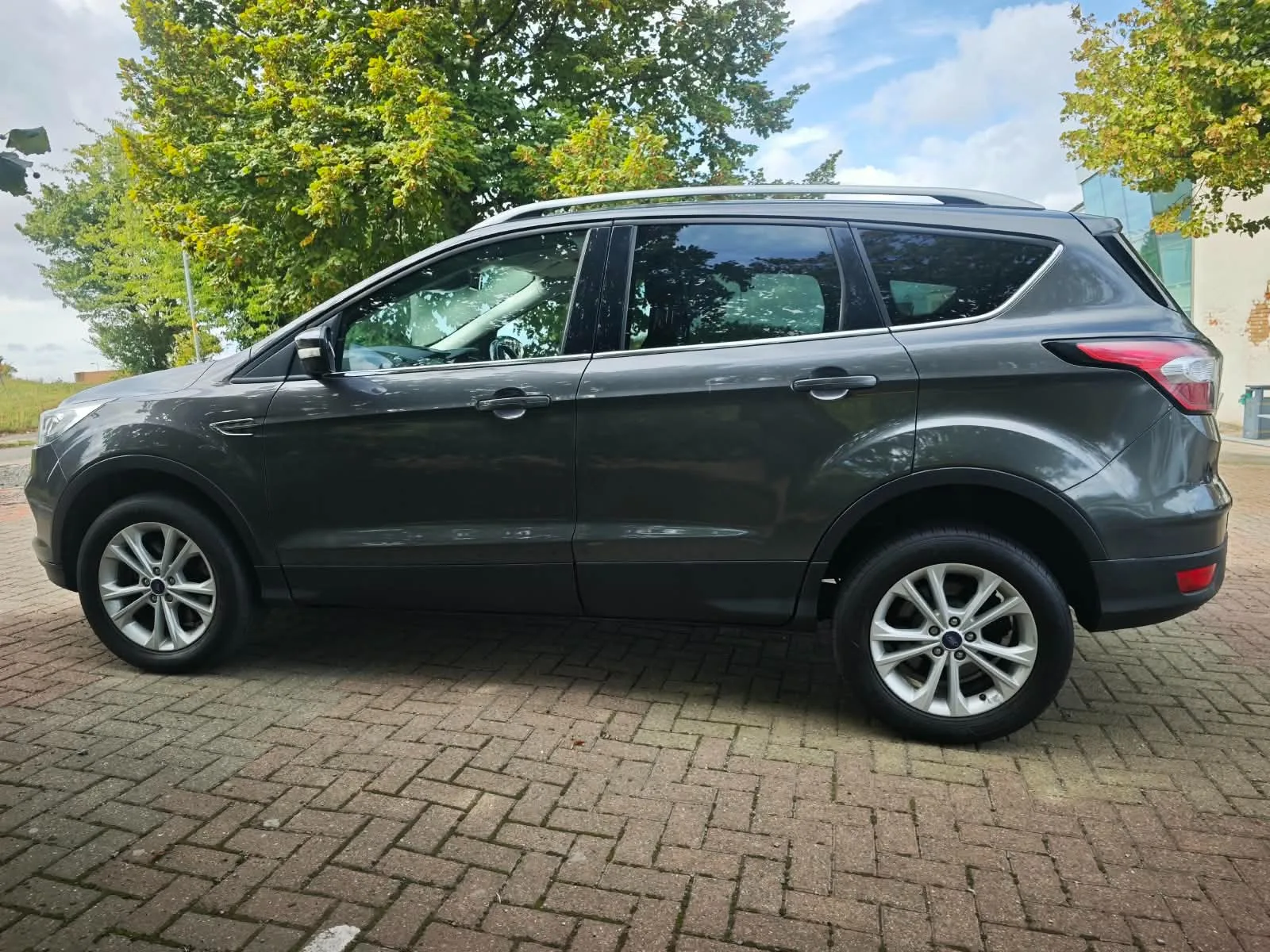 2018 Ford Kuga 1.5 TDCi Titanium photo 4