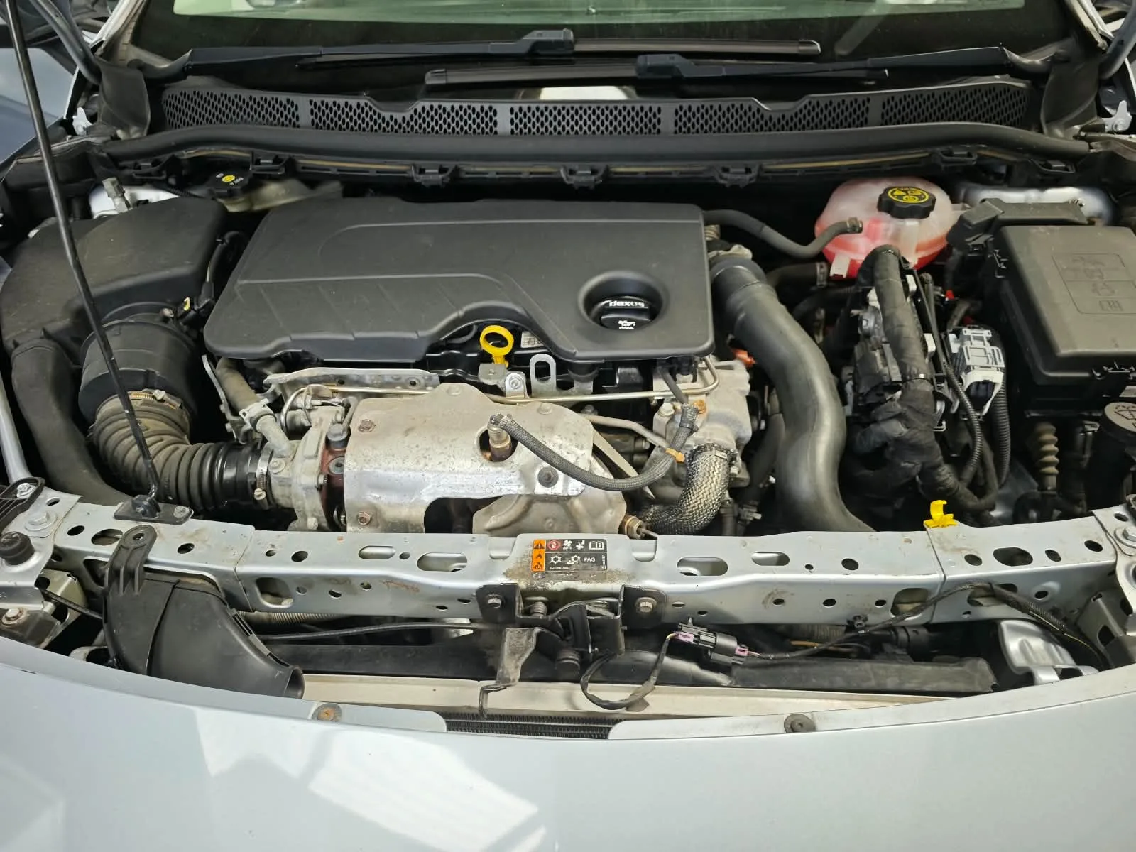 2017 Vauxhall Astra 1.6 CDTi BlueInjection Elite photo 14