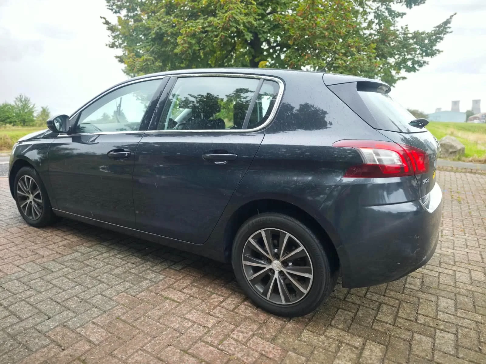 2016 Peugeot 308 1.6 BlueHDi Allure photo 4
