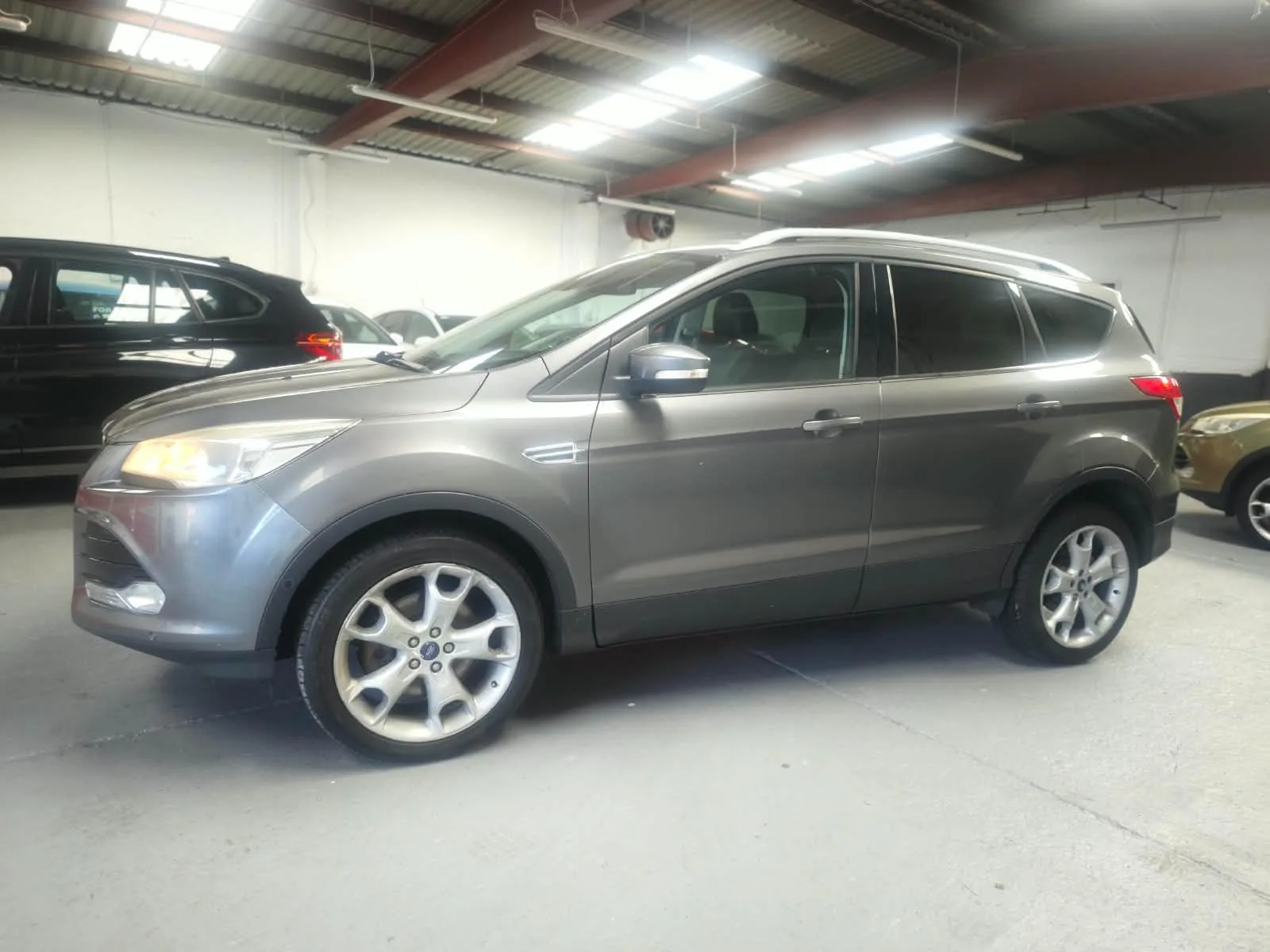 2013 Ford Kuga 2.0 TDCi Titanium photo 3