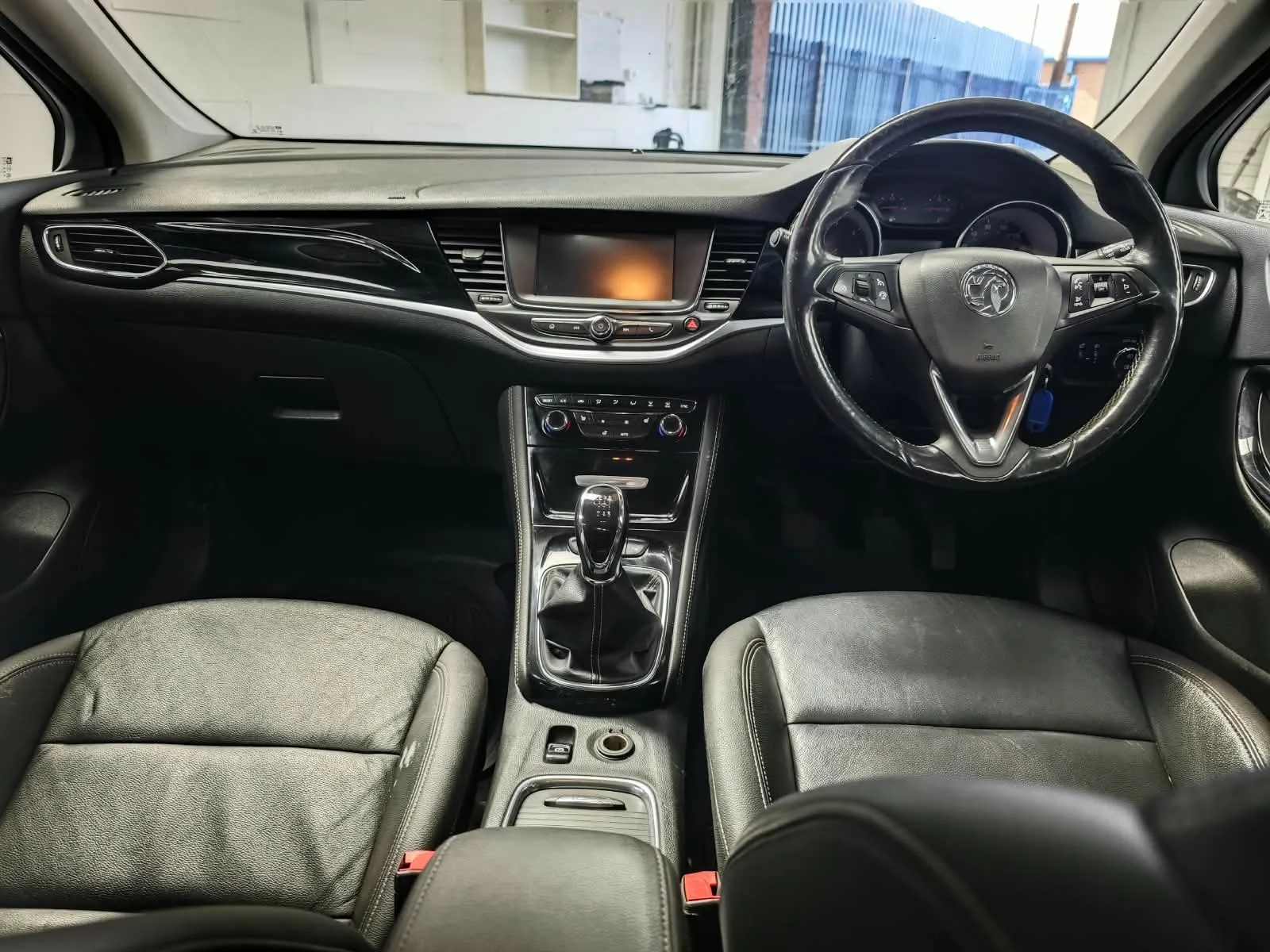 2017 Vauxhall Astra 1.6 CDTi BlueInjection Elite photo 10