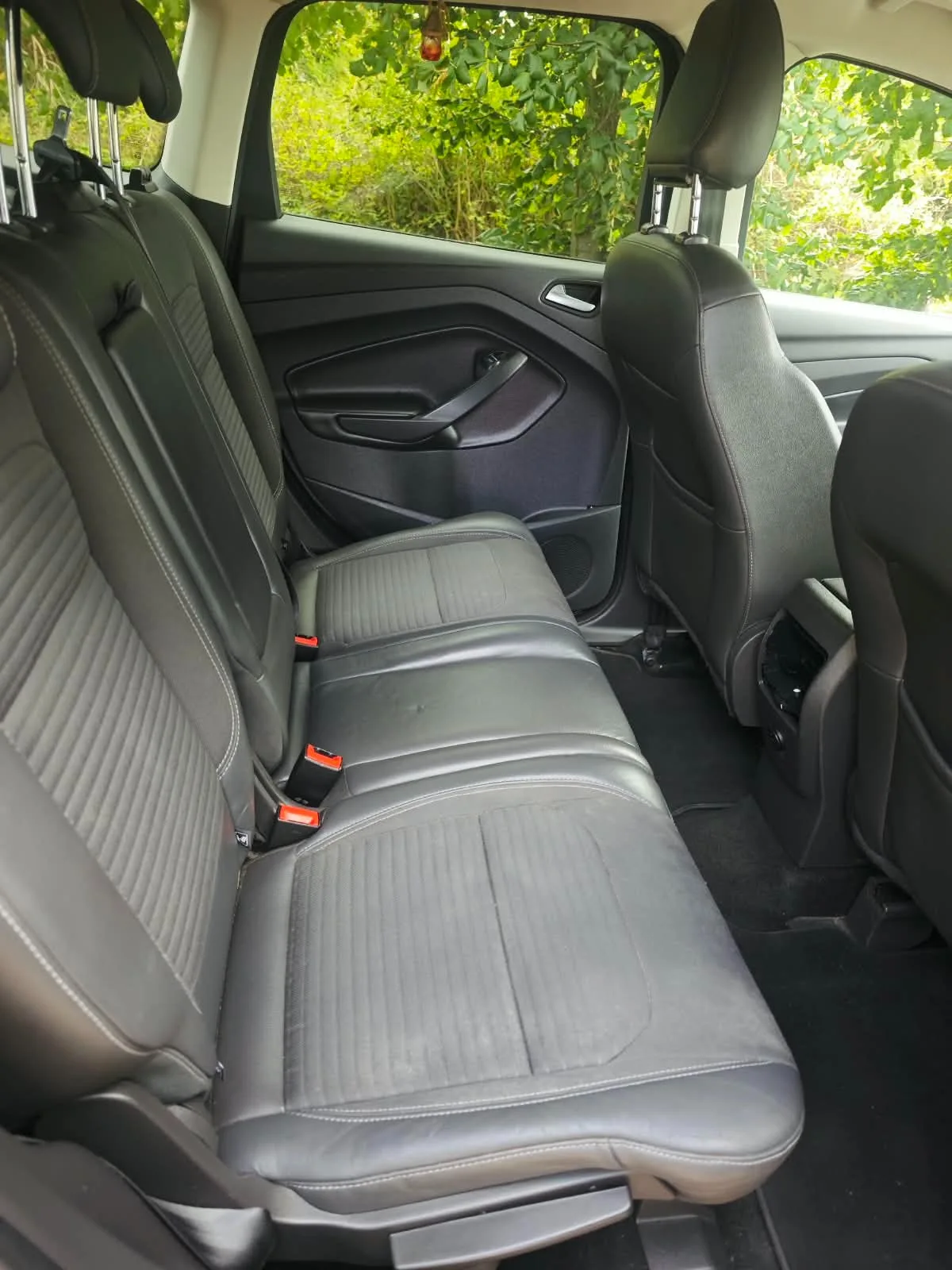 2018 Ford Kuga 1.5 TDCi Titanium photo 18