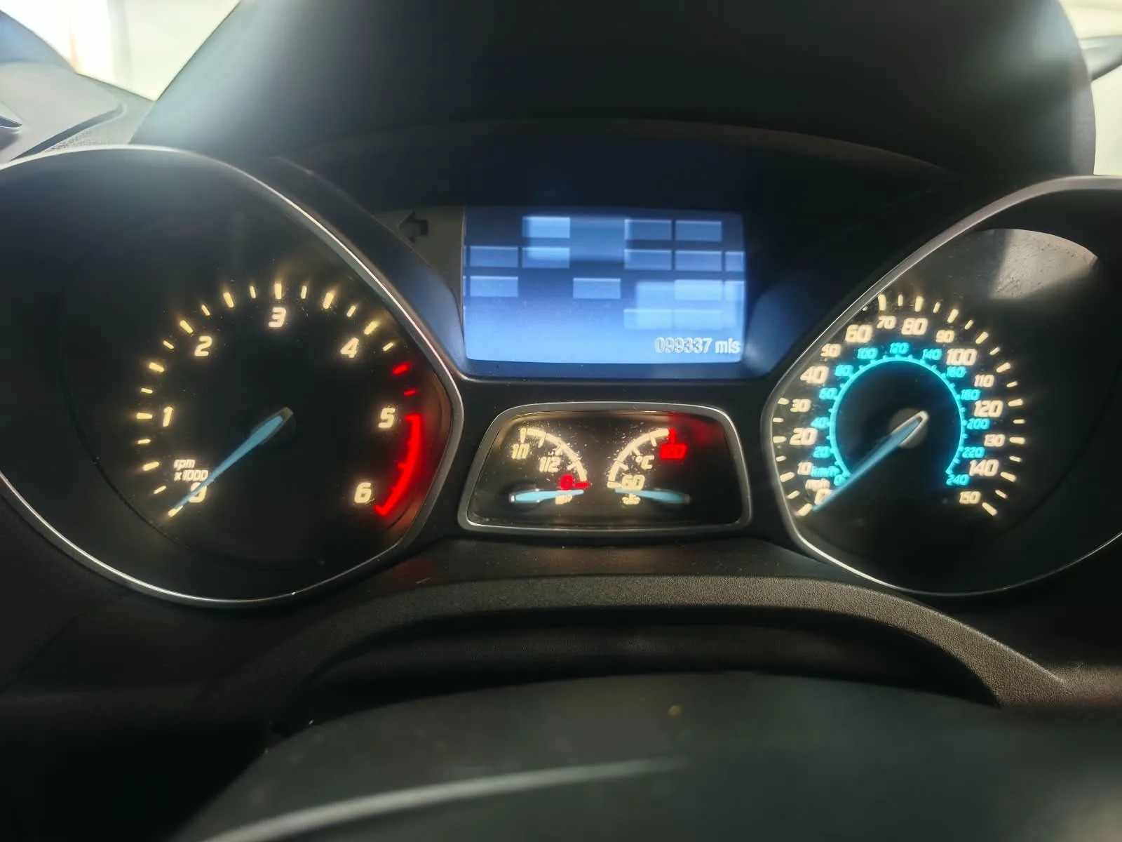 2014 Ford Kuga 2.0 TDCi Titanium photo 9