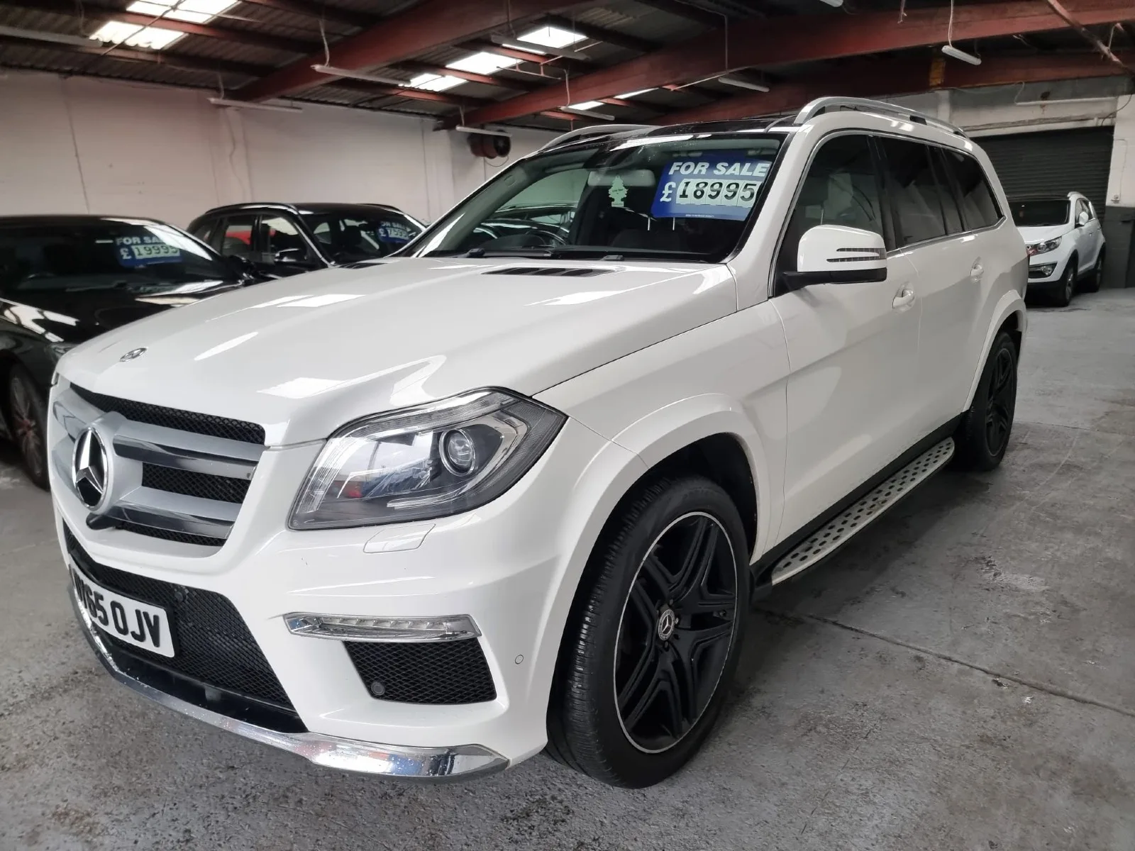 2015 Mercedes-Benz GL Class 3.0 GL350 V6 BlueTEC AMG Sport SUV 5dr Diesel G-Tronic+ 4WD photo 6