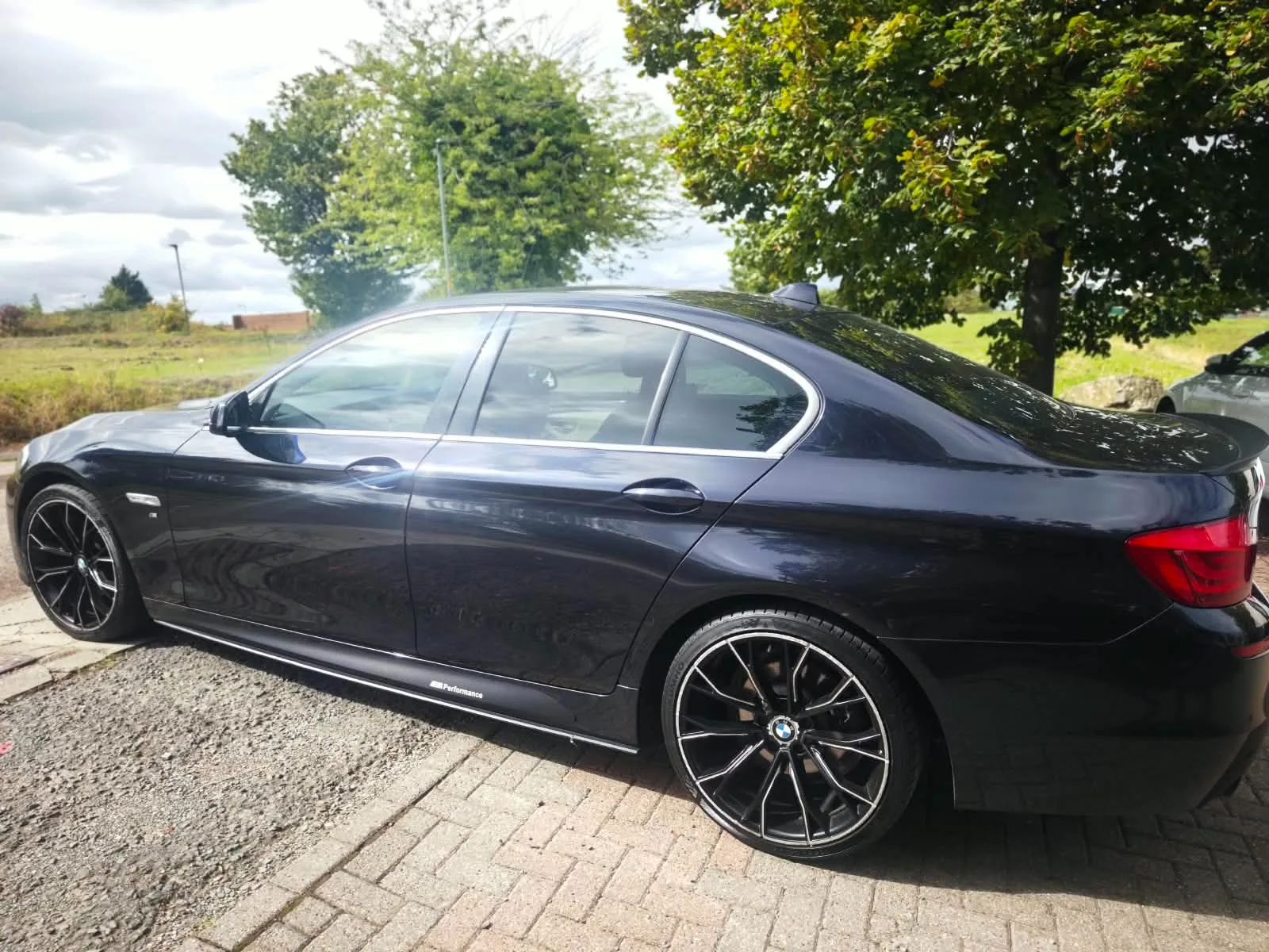 2012 BMW 5 Series 2.0 520d M Sport photo 13