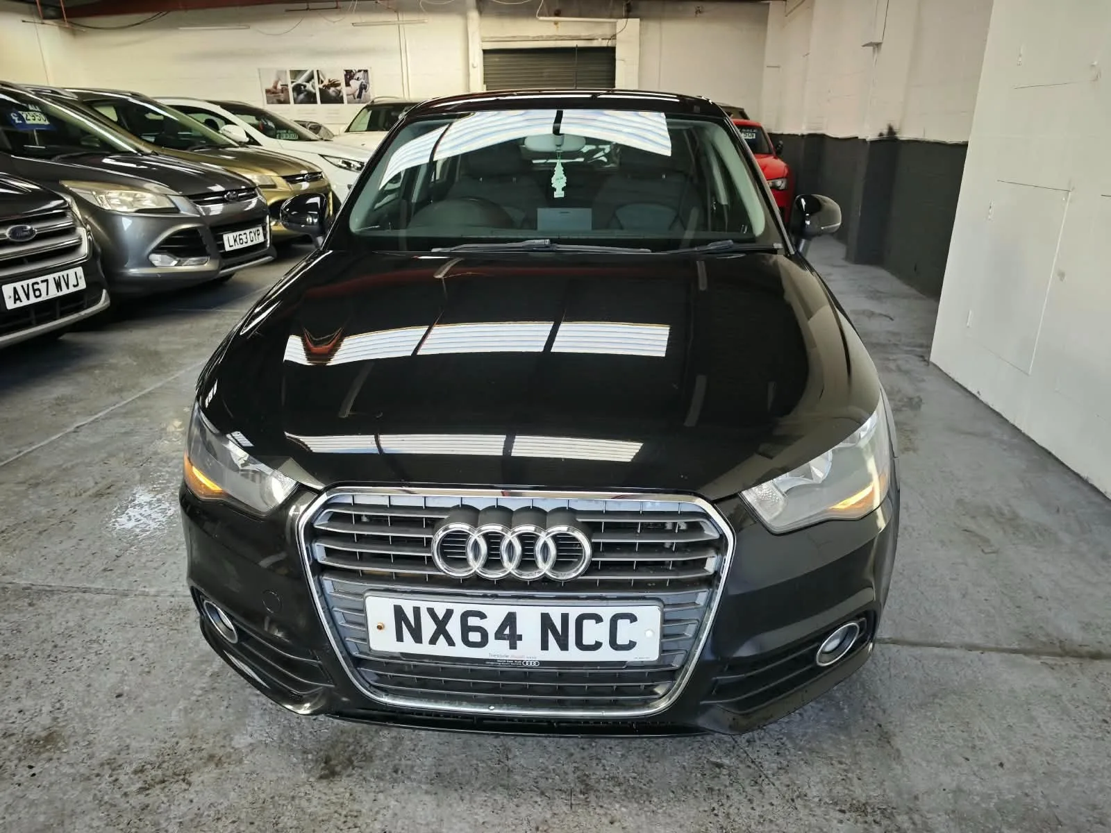 2014 Audi  A1 1.6 TDI Sport Sportback photo 2
