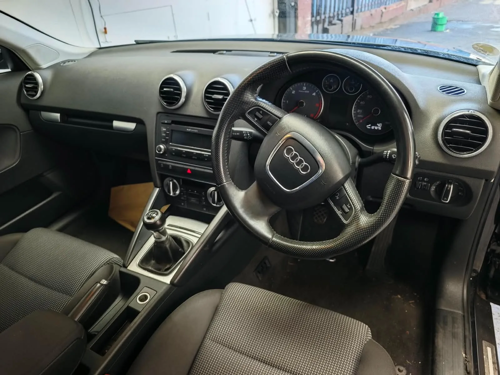 2013 Audi A3 1.6 TDI Sport Sportback photo 12