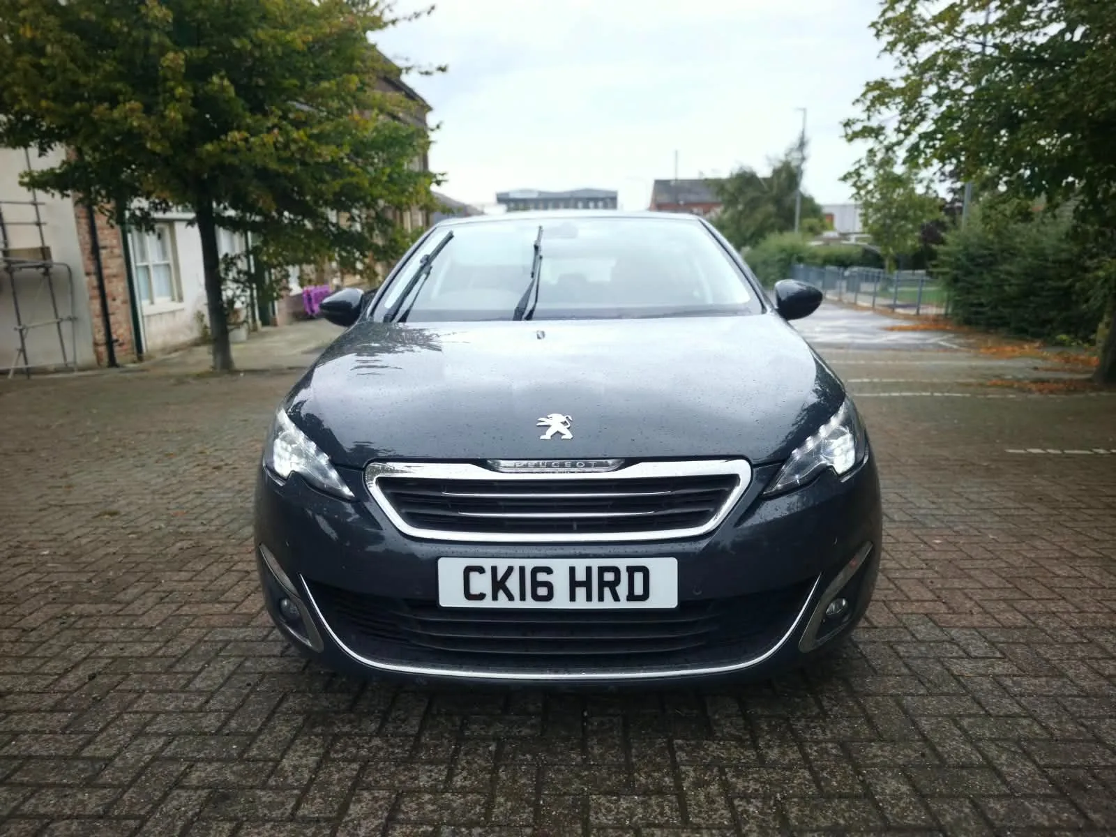 2016 Peugeot 308 1.6 BlueHDi Allure photo 3